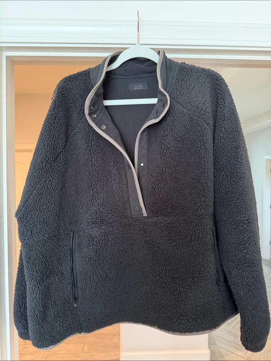 nuuds Jackets & Blazers - nuuds Charcoal Black Sherpa Pullover with Contrast Trim